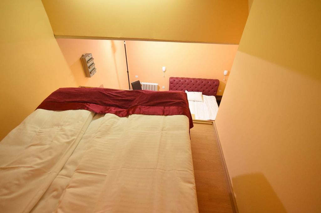 Apartment Inn Rooms Novi Sad Room photo