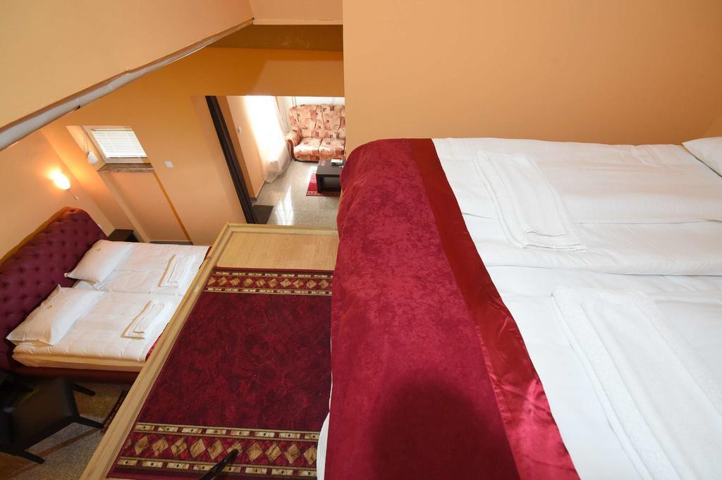 Apartment Inn Rooms Novi Sad Room photo